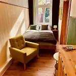 شقة Haus Harzzauber - Elegantes Ferienquartier In Der Altstadt Mit Terrasse, Kamin Und E-bikes Fuer Perfekte Auszeit *