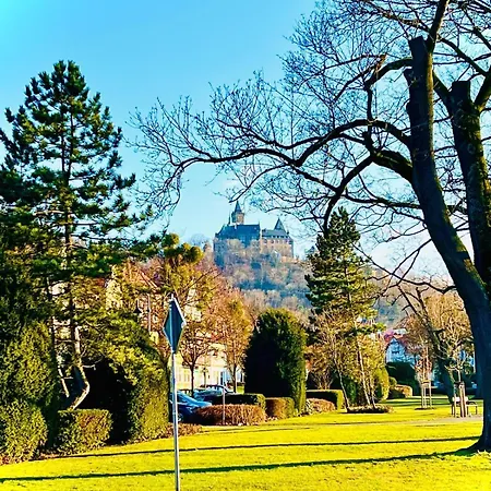 Haus Harzzauber - Elegantes Ferienquartier In Der Altstadt Mit Terrasse, Kamin Und E-bikes Fuer Perfekte Auszeit Apartment *