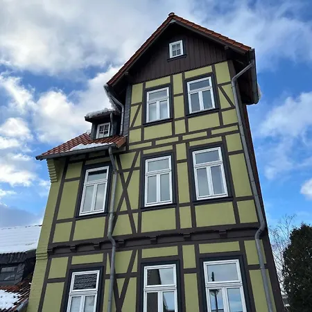 Apartment Elegantes Ferienquartier In Der Altstadt Mit Terrasse, Kamin Und E-bikes Für Perfekte Auszeit