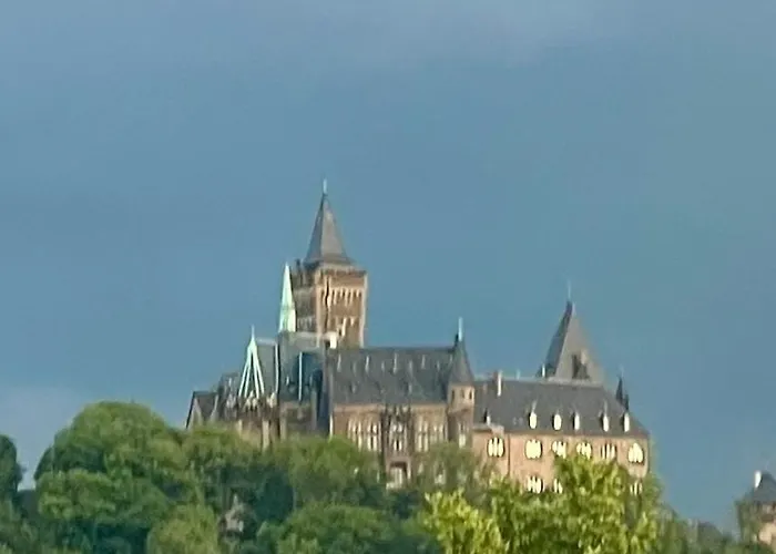 Haus Harzzauber - Elegantes Ferienquartier In Der Altstadt Mit Terrasse, Kamin Und E-bikes Fuer Perfekte Auszeit ורניגרוד