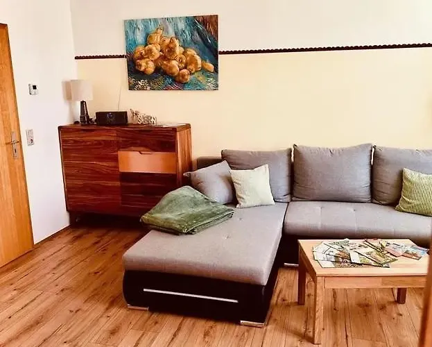 Haus Harzzauber - Elegantes Ferienquartier In Der Altstadt Mit Terrasse, Kamin Und E-bikes Fuer Perfekte Auszeit ורניגרוד